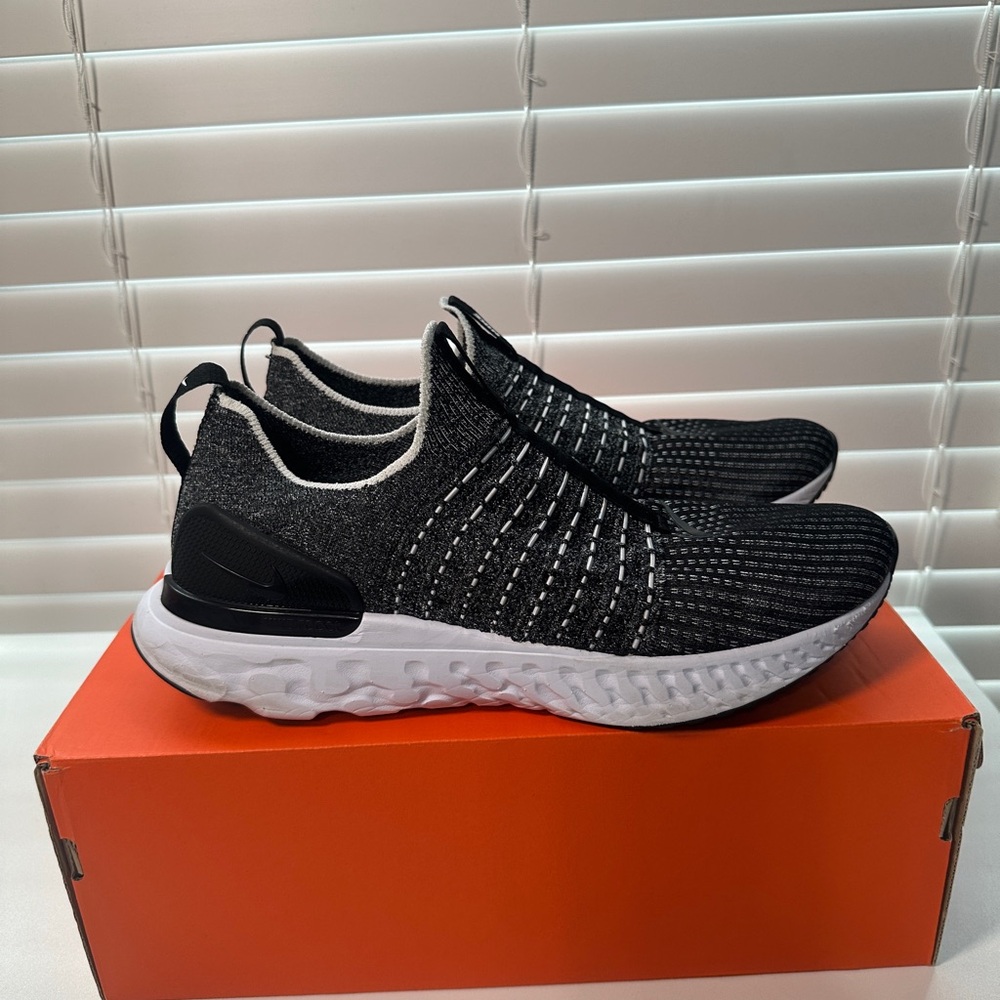Women’s Nike React Phantom Run FK2